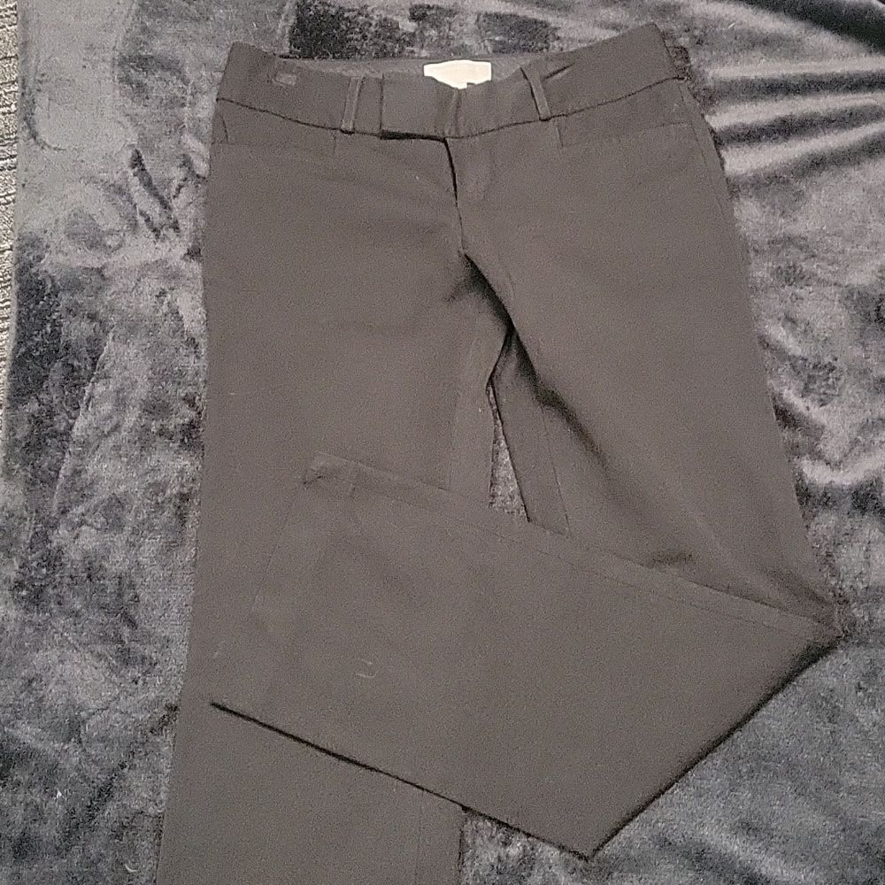 Banana Republic Ryan Fit slacks. Sz 6. Black